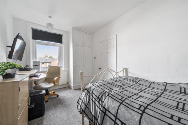 4 bed Terraced for sale Image 10