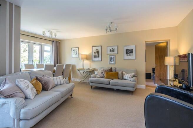 Living/Dining Room