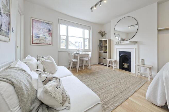 Reception/Bedroom