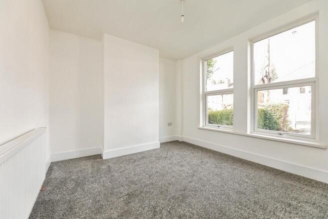 3 bed Semi-Detached for sale Image 6
