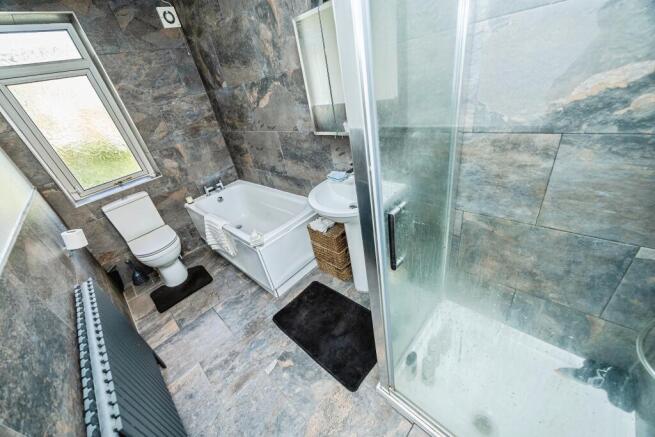2 bed Terraced for sale Image 12