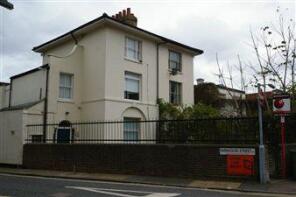 Flat 3, 45, Southampton Way, London SE5 7SW