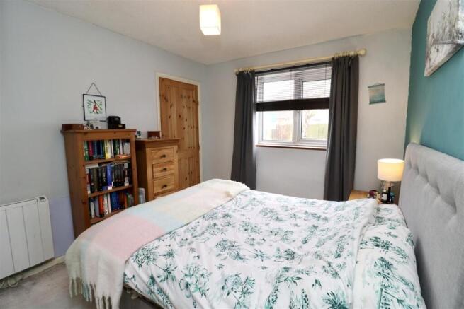 1 bed Apartment for sale Image 5