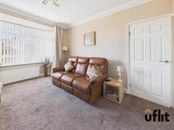 3 bed Semi-Detached for sale Image 8
