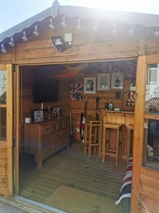 Summer House 2.jpg