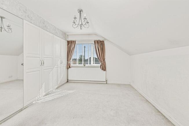 2 bed Semi-Detached for sale Image 7