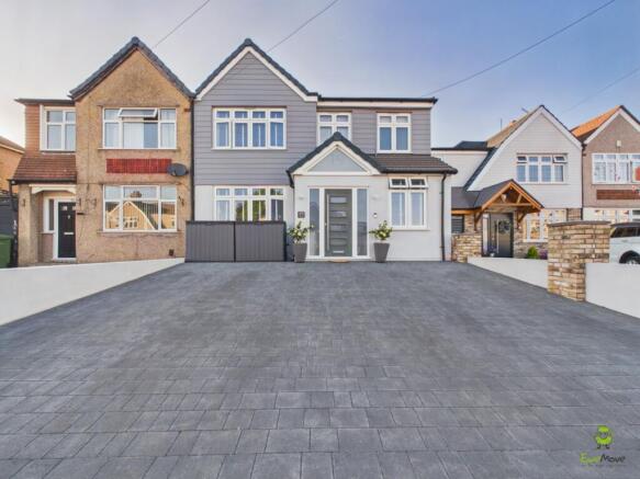 Presented by Clinton at EweMove Bexleyheath and Da