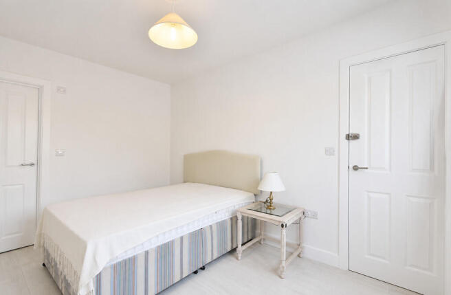 Room 1 - Angle 1