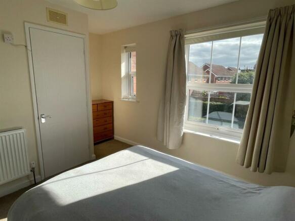 Bedroom;.jpg