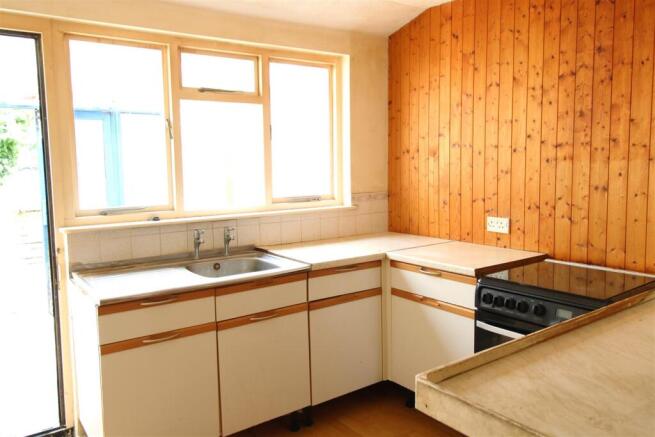 kitchen2.JPG