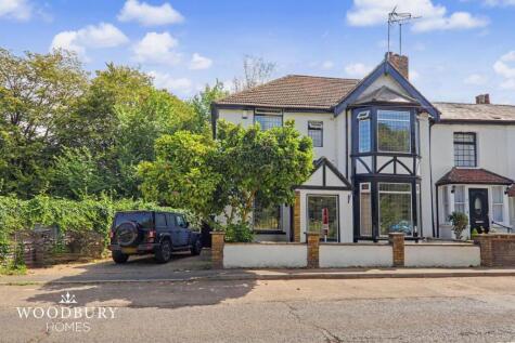 Trinity Terrace, Epping New Road, Buckhurst Hill, IG9