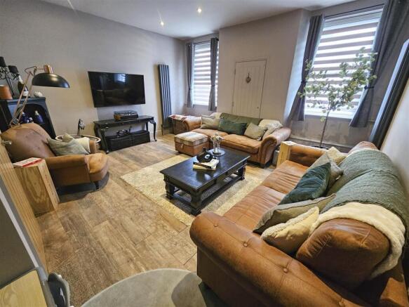 Living Room.jpg