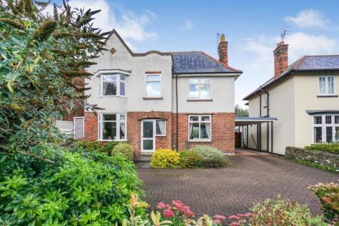 Chatsworth Road, Chesterfield, S40