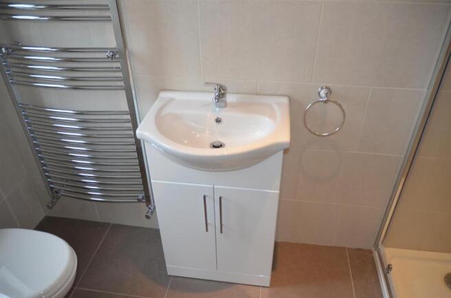 Shower Room/En Suite