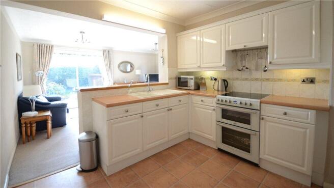 Kitchen 02
