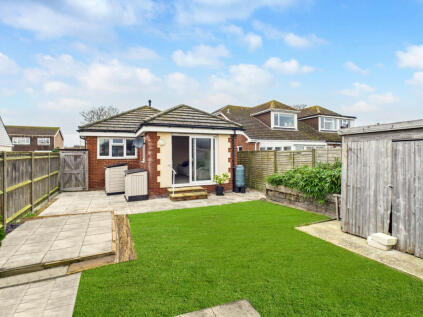 Creek Road, Hayling Island, PO11