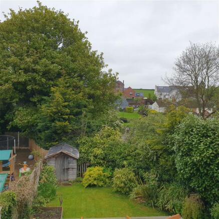 ADDITIONAL OUTSIDE PHOTOS