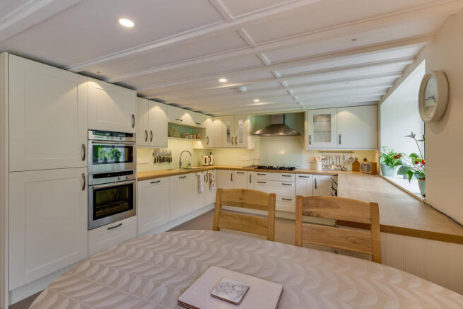 Kitchen/Dining Ar...