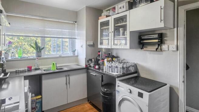196 Bilsby Lodge, Chalklands, Wembley, Middlesex, HA9 9DY
