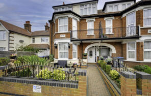 Bulimba Guest House, Buregate Road, Felixstowe IP11 2DE