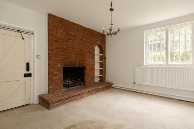 7 bed House for sale Image 7