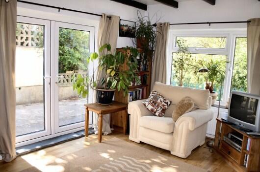 SITTING ROOM