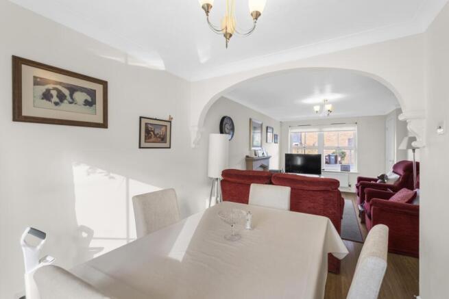 Doulton Close, Harlow, Essex, CM17 photo 4
