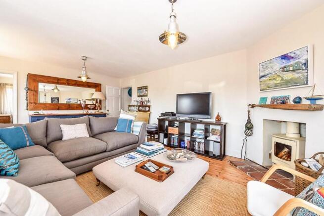 6 - Sitting Room..jpg