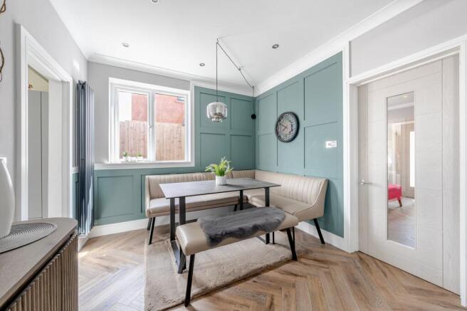4 bed Detached for sale Image 6