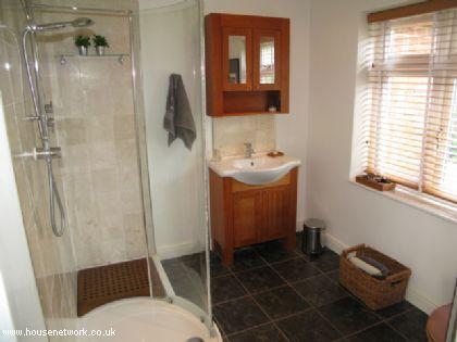 En-suite Shower