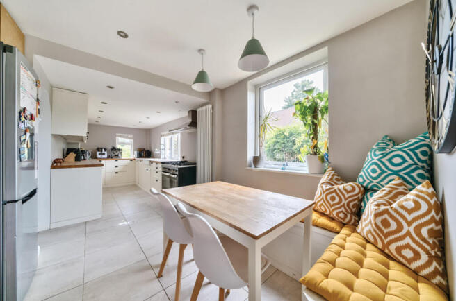 1324966-10-6877dd...