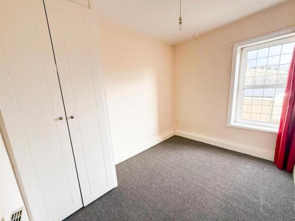 2 bed Terraced for sale Image 12