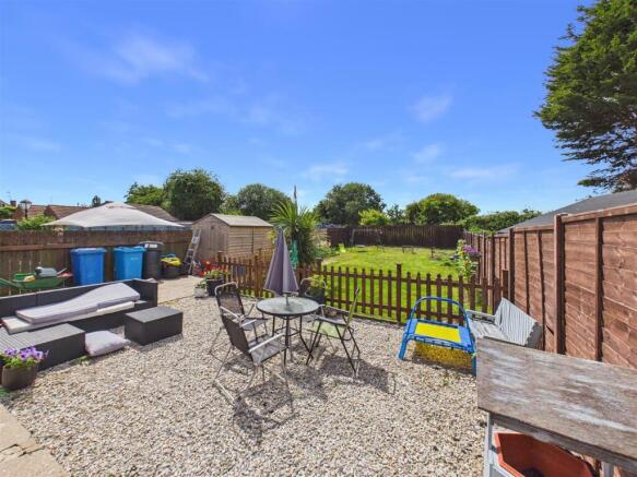 2 bed Detached Bungalow for sale Image 12