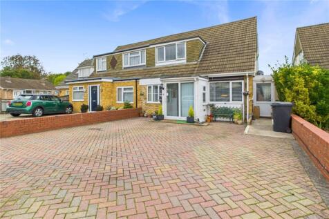 St. James Close, Upper Stratton, Swindon, SN2