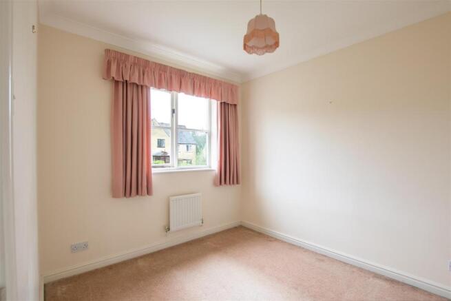9_bedroom3_Ticknell.jpg