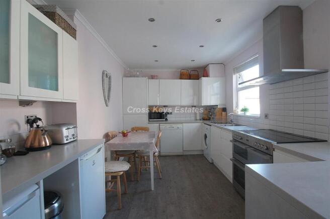 Fitted Kitchen