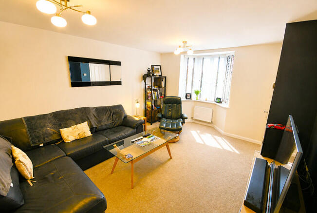 3 bed Semi-Detached for sale Image 5