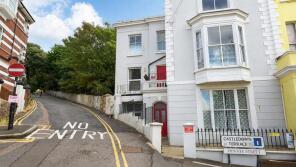 Flat 1, 1, Castledown Terrace, Hastings TN34 3RQ