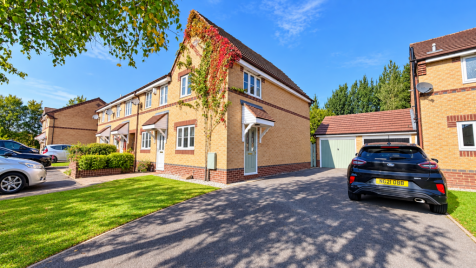 Petrel Close, Stockport