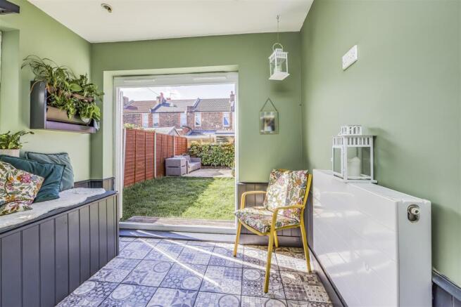 38 Meon Road, Southsea-PorticoMarketing-SoldBy-17.
