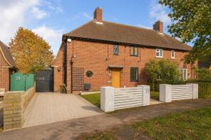 21, Eskdale Road, Aylesbury HP22 5UJ