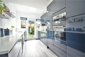 6, Assheton Avenue, Manchester M34 5RS