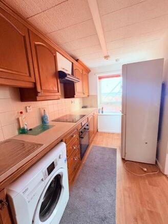 48trovecourt11.jpg