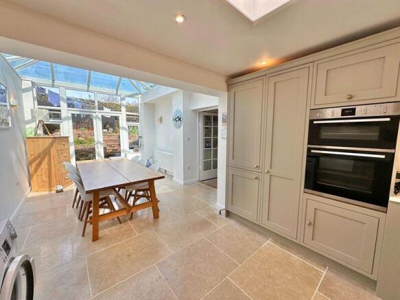 Kitchen/dining room