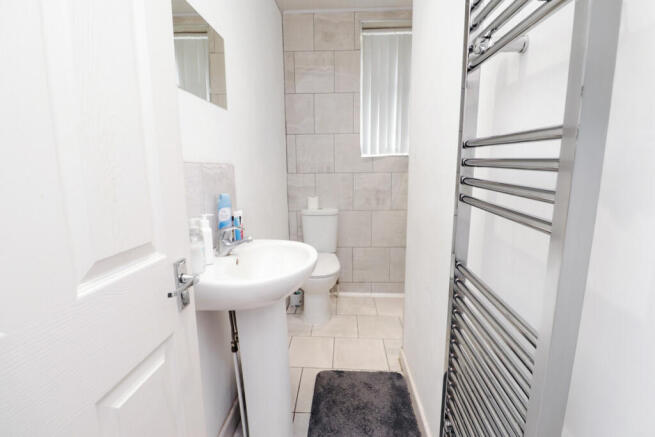 5 bed Terraced for sale Image 11