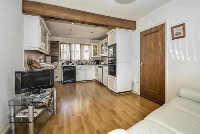 Dining kitchen
