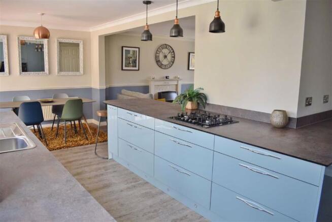 Kitchen Reverse Image
