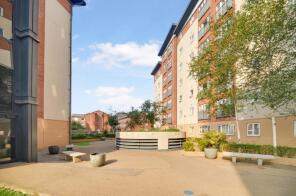 26, Aspects Court, Slough SL1 2EG