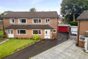 91, Dene Bank, Bolton BL2 3EA