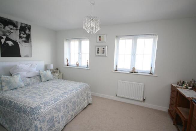 Master Bedroom.JPG